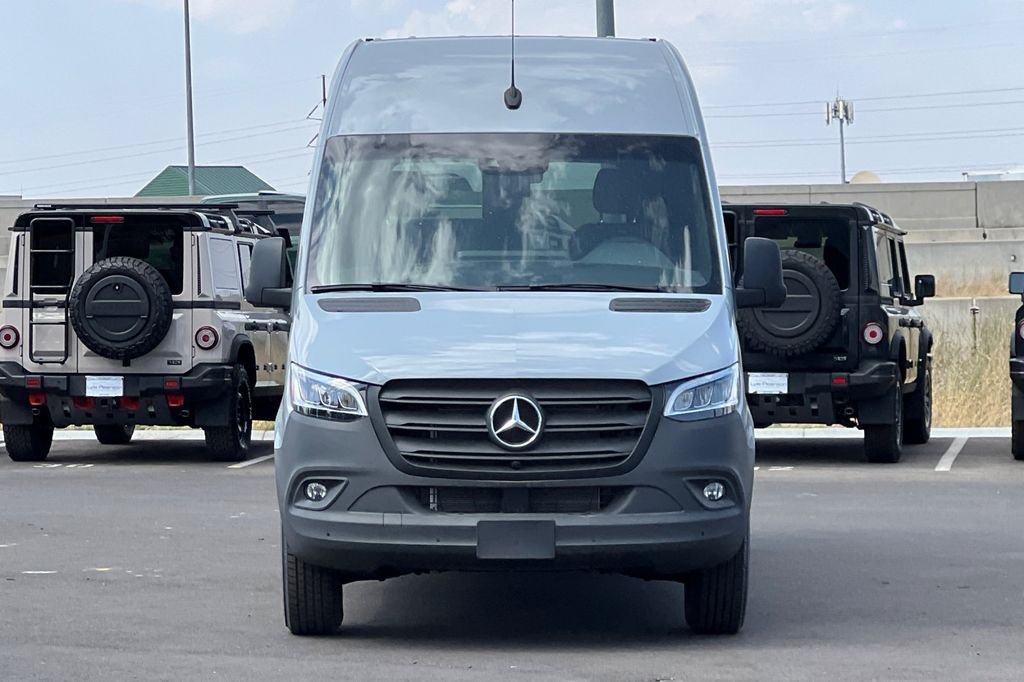 Used 2024 Gray Mercedes-Benz Cargo 170 WB image 8