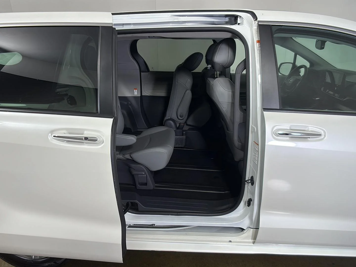 Certified Used 2021 Blizzard Pearl Toyota XLE image 16