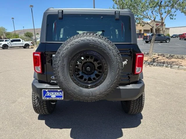 New 2025 Black Ford Base image 6