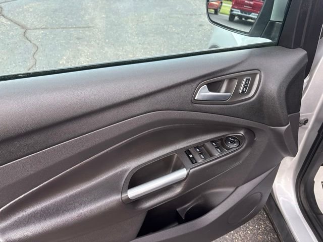 Used 2014 Silver Ford SE image 18