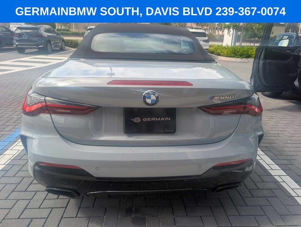 2024 BMW 4 Series M440i Convertible's photo