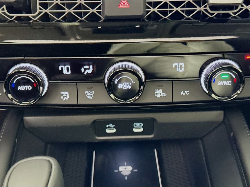 2026 Honda Accord Hybrid Touring - Photo 24