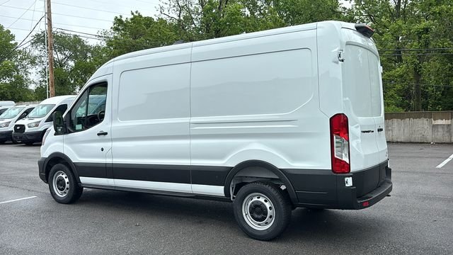 New 2026 Oxford White Ford Base image 5