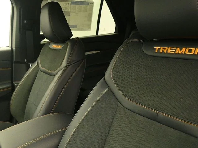 New 2026 White Ford Tremor image 19
