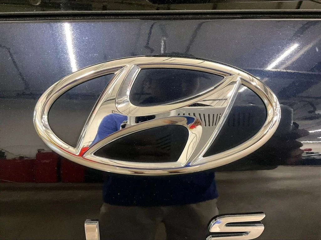 Certified Used 2025 White Hyundai SEL image 11
