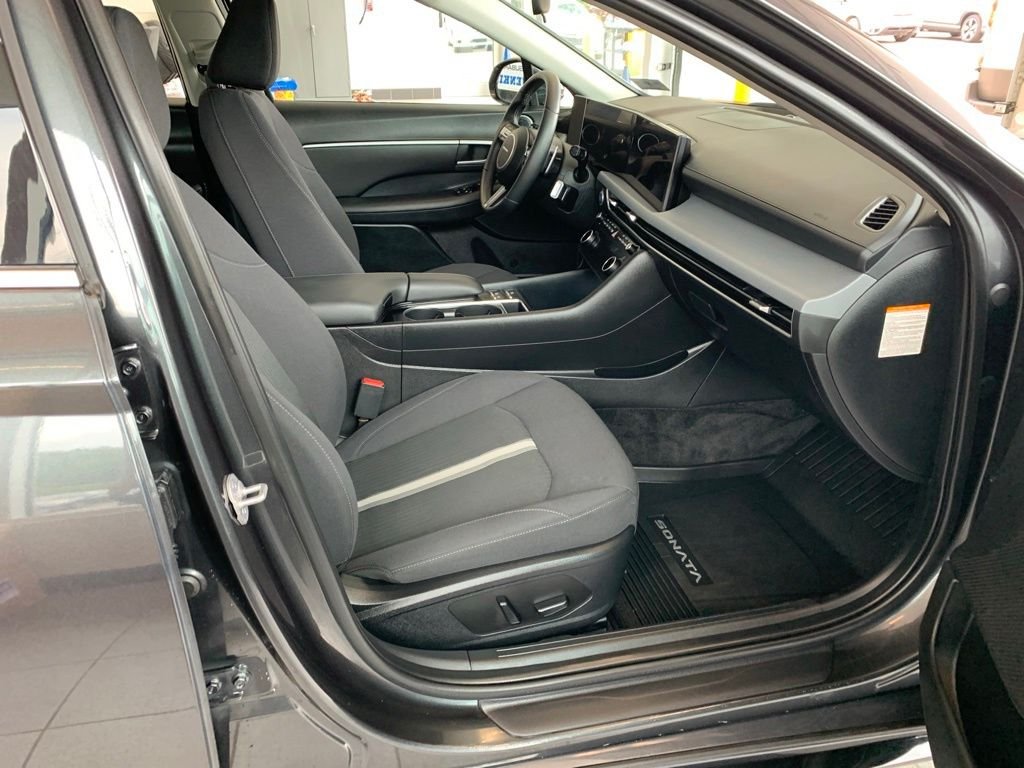 2024 Hyundai Sonata Hybrid SEL - Photo 19