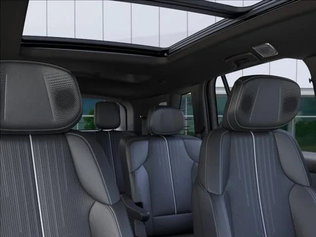 2026 Cadillac VISTIQ Luxury - Photo 24
