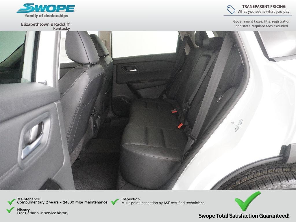 Used 2026 Everest White Pearl Tricoat Nissan Dark Armor image 13