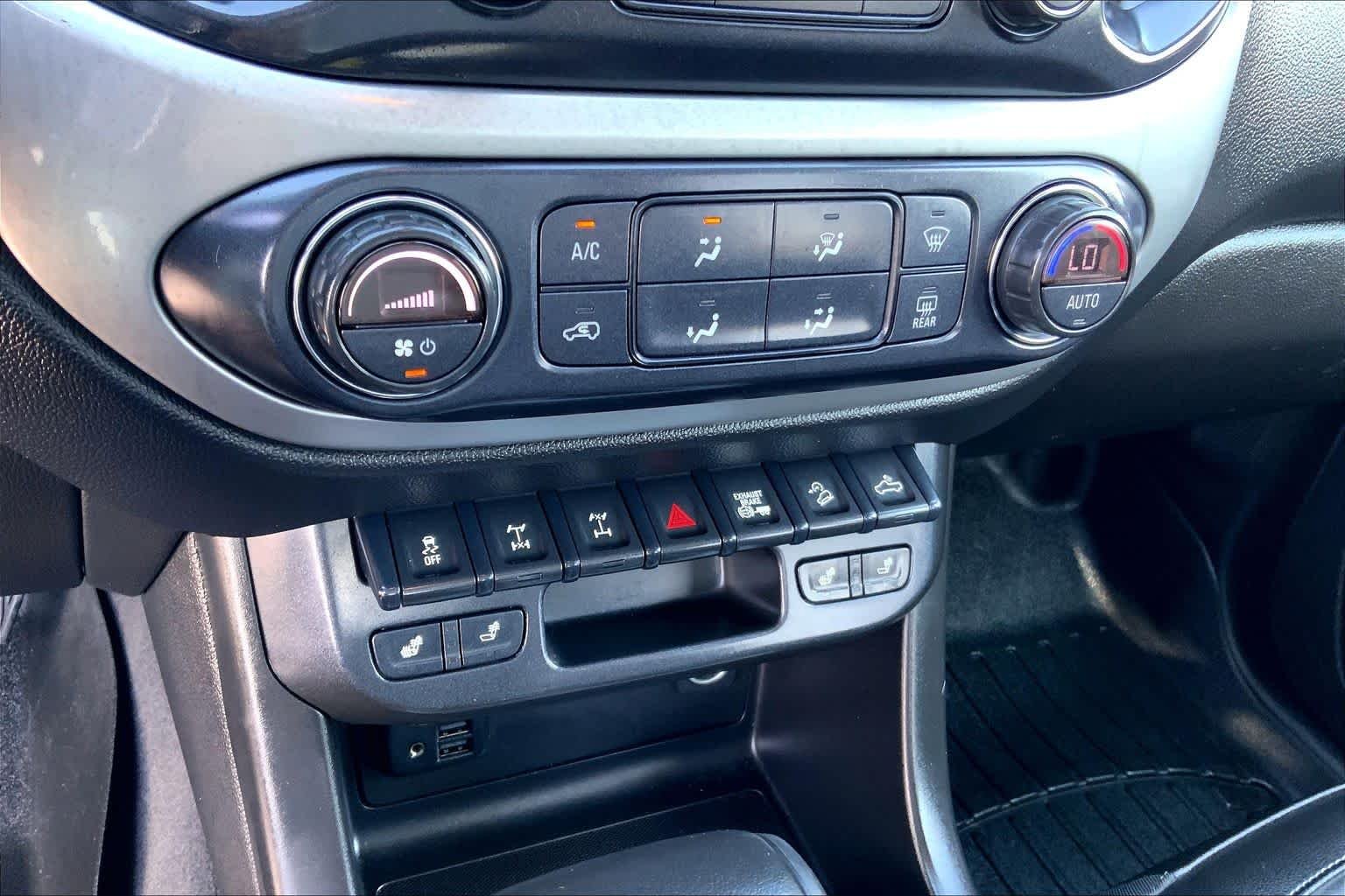 Used 2020 Red Hot Chevrolet 4WD ZR2 image 30