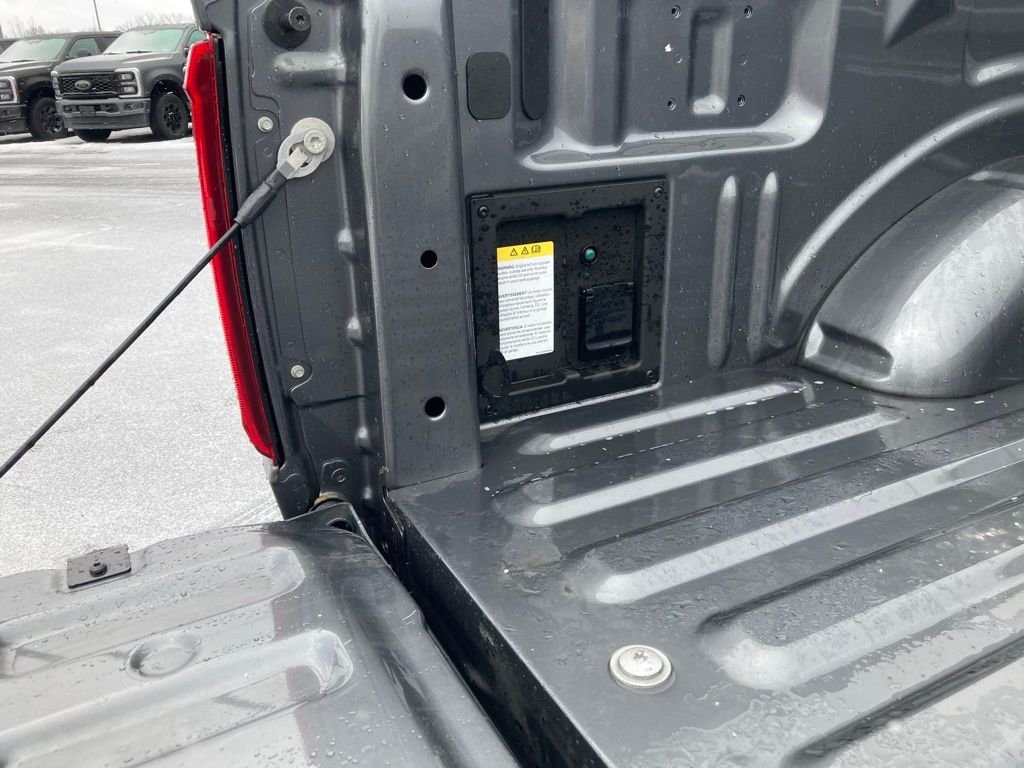 Used 2025 Gray Ford XLT image 19