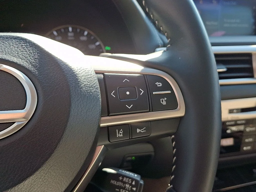 Used 2020 Silver Lexus 350 image 19