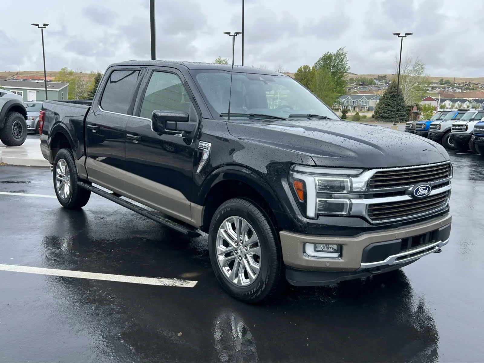 Certified Used 2025 Agate Black Ford King Ranch image 5