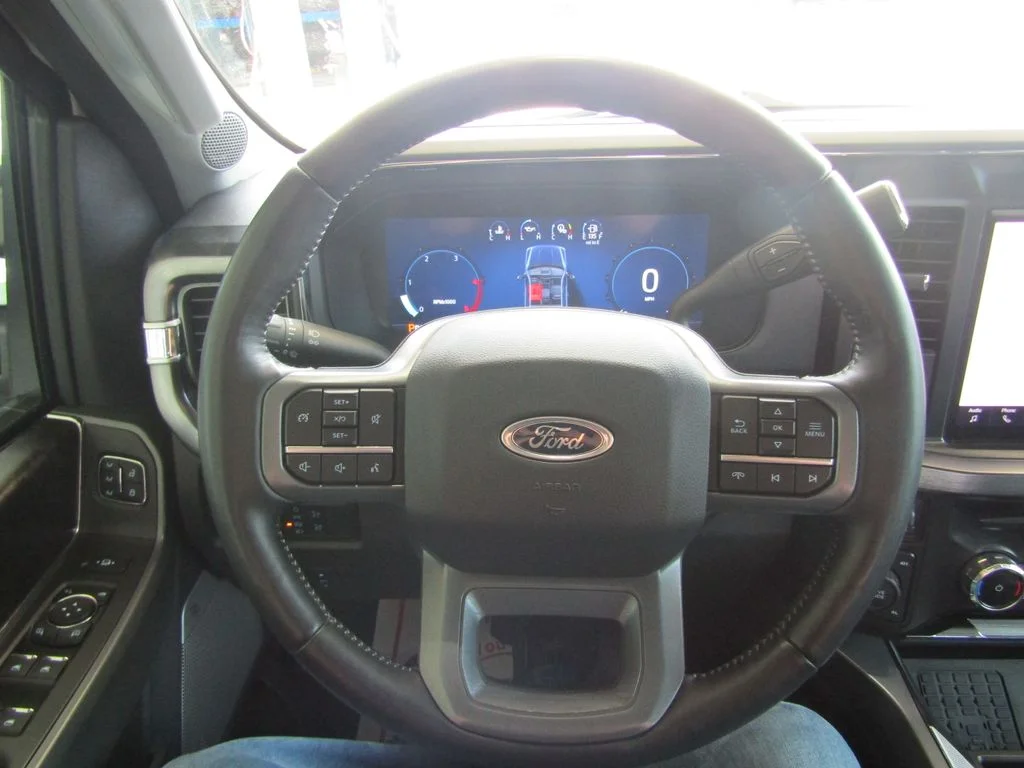 Used 2024 Oxford White Ford Lariat image 27