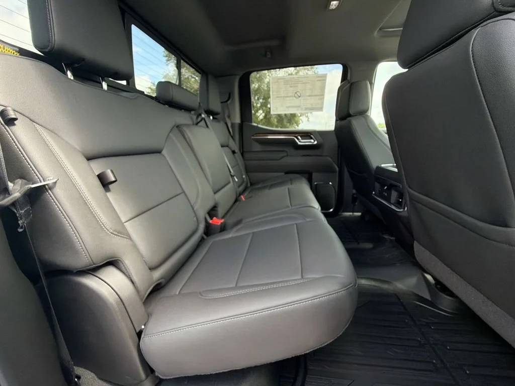 New 2026 Onyx Black GMC Elevation image 15