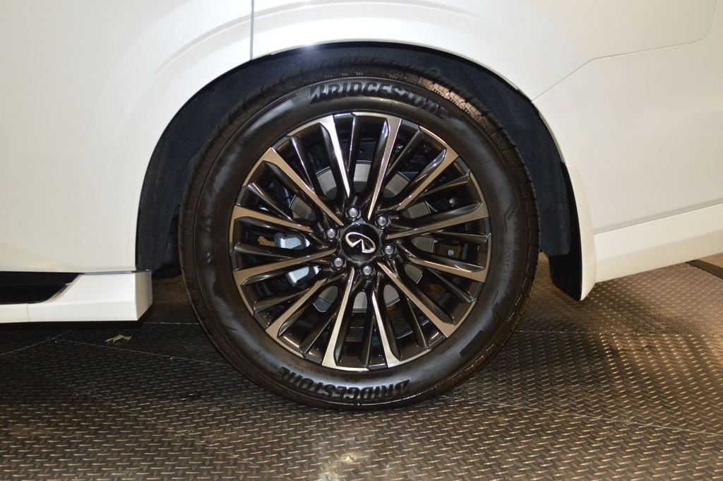 Used 2026 White INFINITI AUTOGRAPH image 14