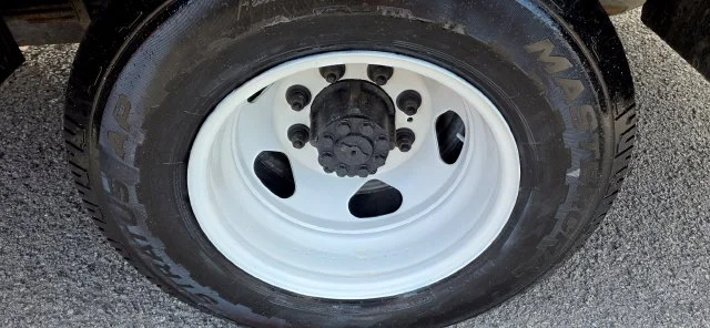 Used 2018 White Chevrolet Flat Bed image 14
