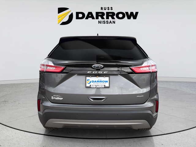 Used 2024 Gray Ford SEL image 4