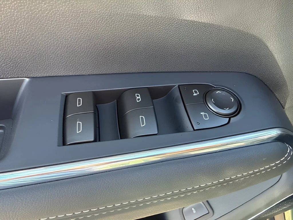 New 2027 Trailstone Green Metallic GMC Elevation image 28