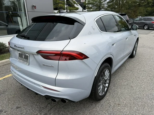 Used 2024 Bianco Astro Metallic Maserati GT AWD image 8