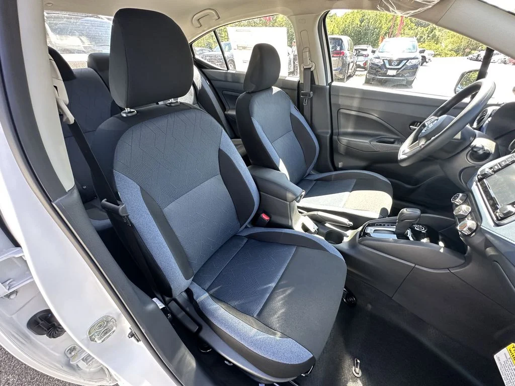 2025 Nissan Versa Sedan SV - Photo 19