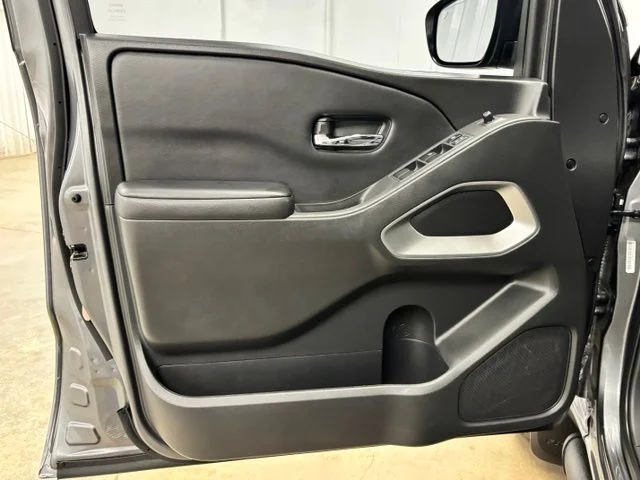 Used 2025 Gray Nissan SV image 18
