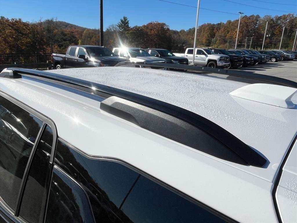 New 2026 Mosaic Black Metallic Chevrolet ACTIV image 28