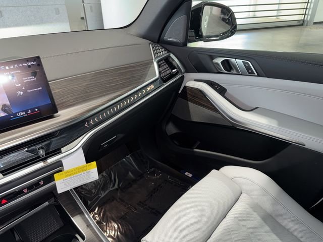 New 2026 Alpine White BMW sDrive40i image 20