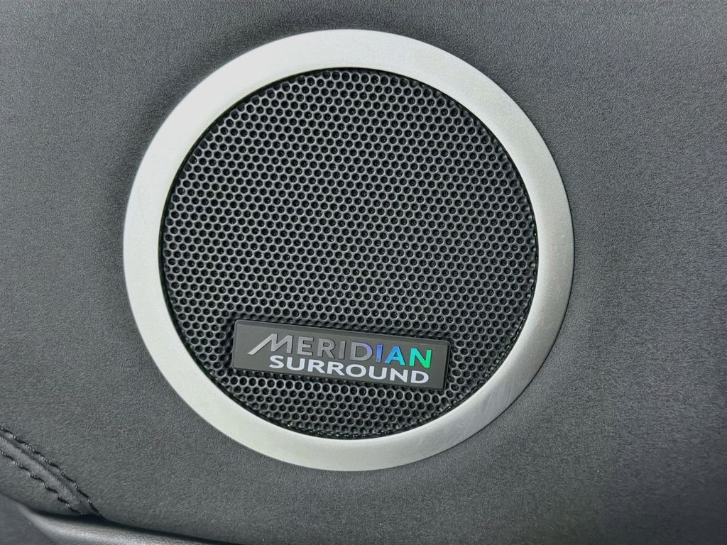 New 2026 Varesine Blue Land Rover S image 19