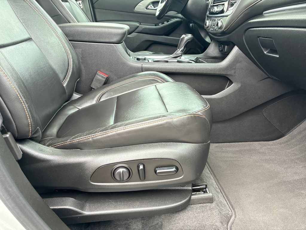 Used 2020 SILVER ICE METALLIC Chevrolet LT Leather image 36