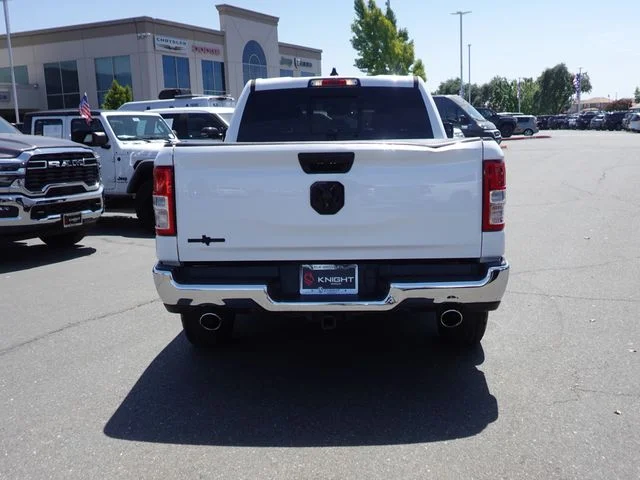 Used 2023 White Ram Big Horn/Lone Star image 9