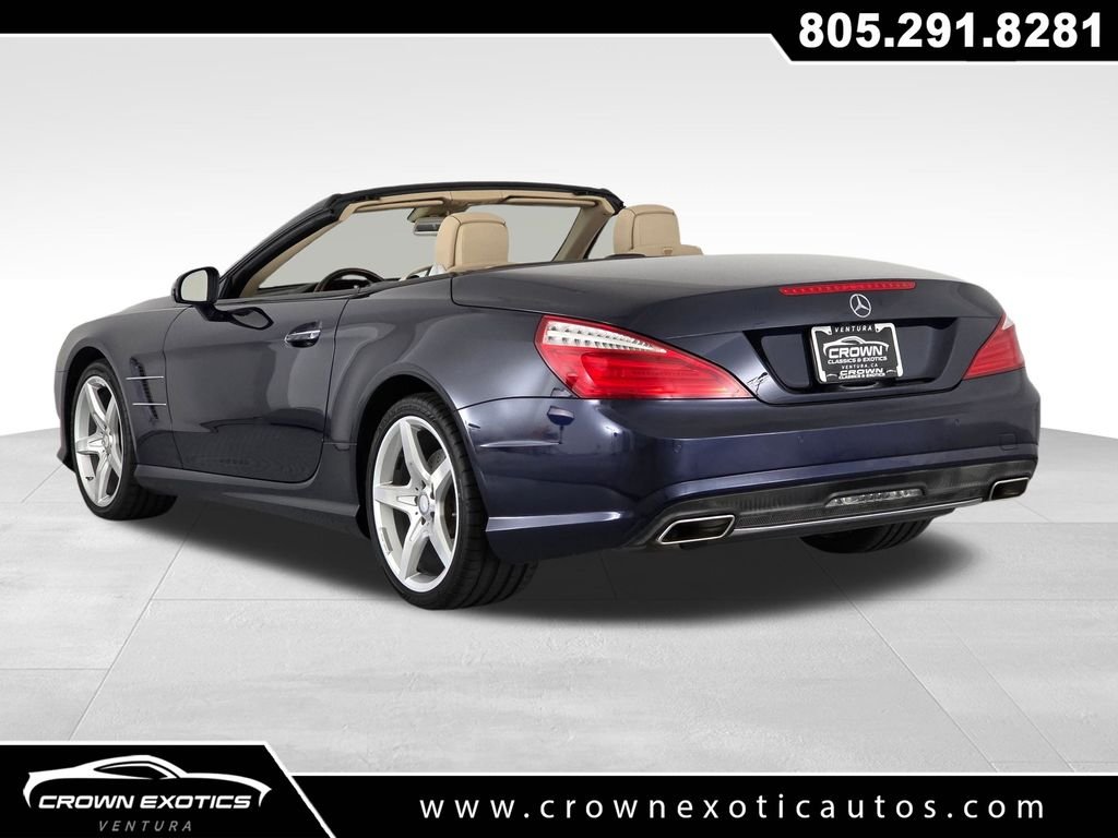 Used 2014  Mercedes-Benz SL 550 image 5