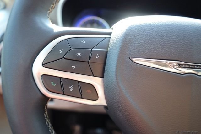 Used 2023 Red Chrysler LX image 27