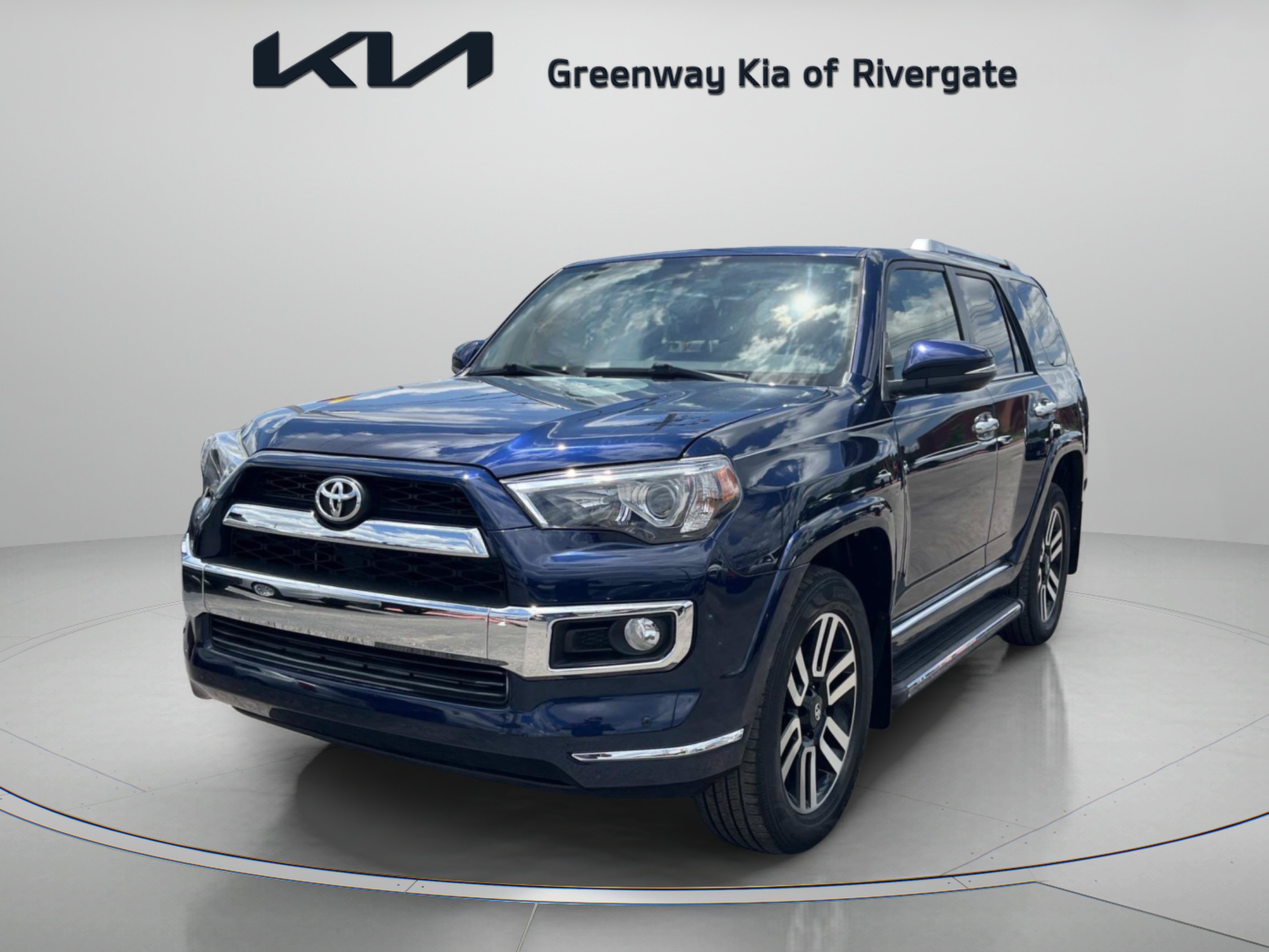 Used 2017 Nautical Blue Metallic Toyota Limited image 3