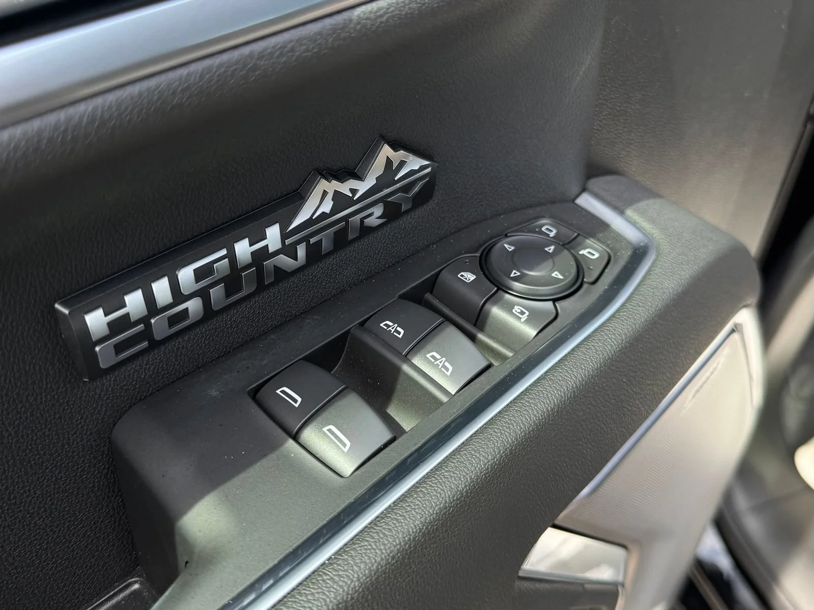 New 2026 Black Chevrolet High Country image 12