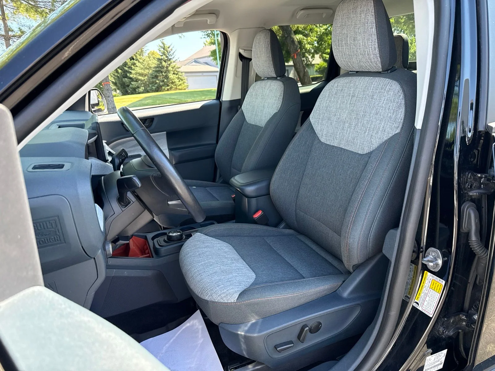 Used 2022 Black Ford XLT image 2