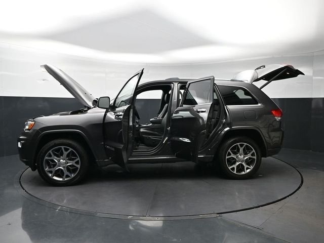 Used 2021 Gray Jeep Overland image 39
