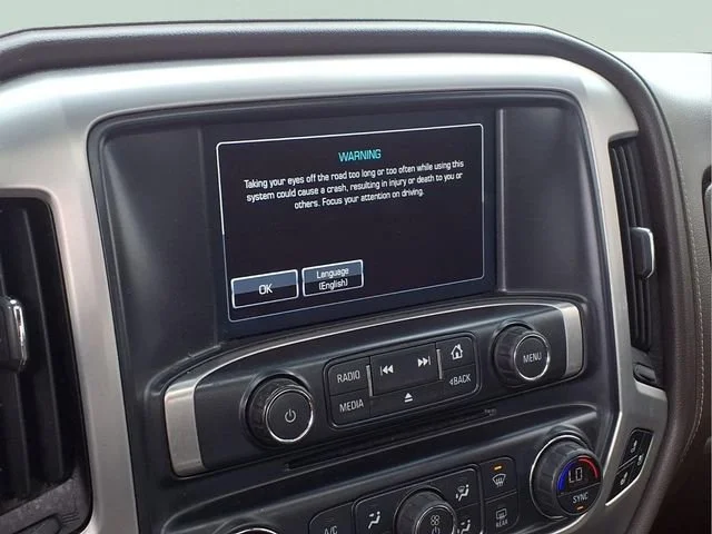 Used 2018 ONYX BLACK GMC SLT image 9