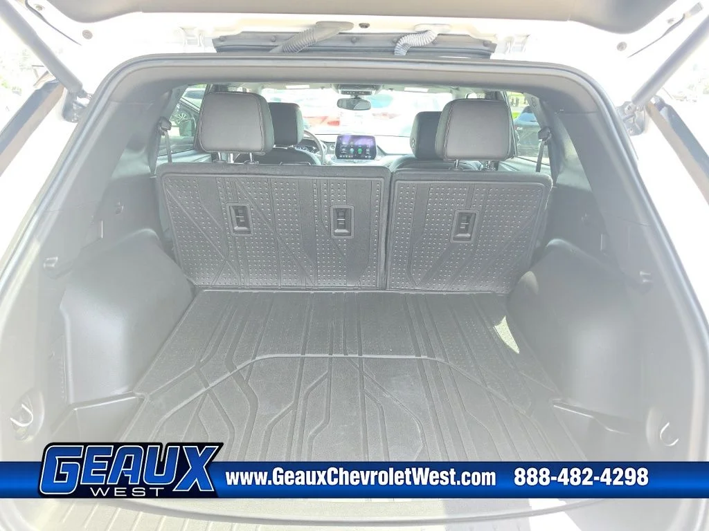 Used 2023 Beige Chevrolet Premier image 29