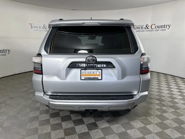 Used 2024 Silver Toyota TRD Off-Road Premium image 8