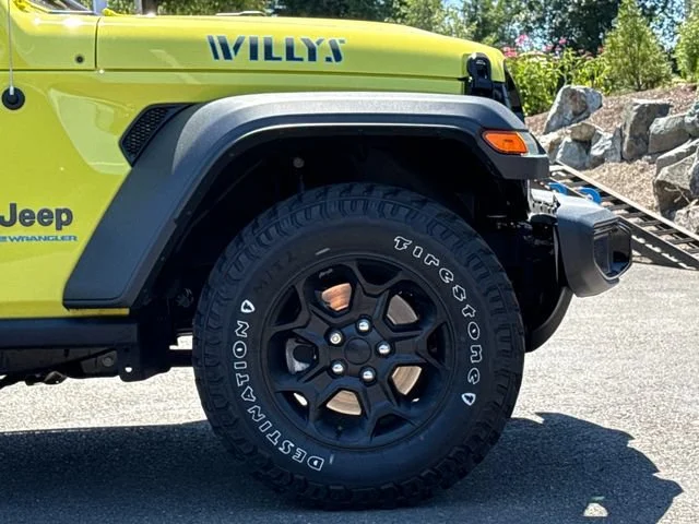 Used 2023 High Velocity Clearcoat Jeep Willys 4xe image 7