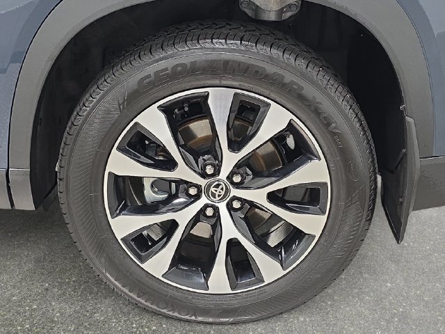 Certified Used 2025 White Toyota MAX Limited image 27