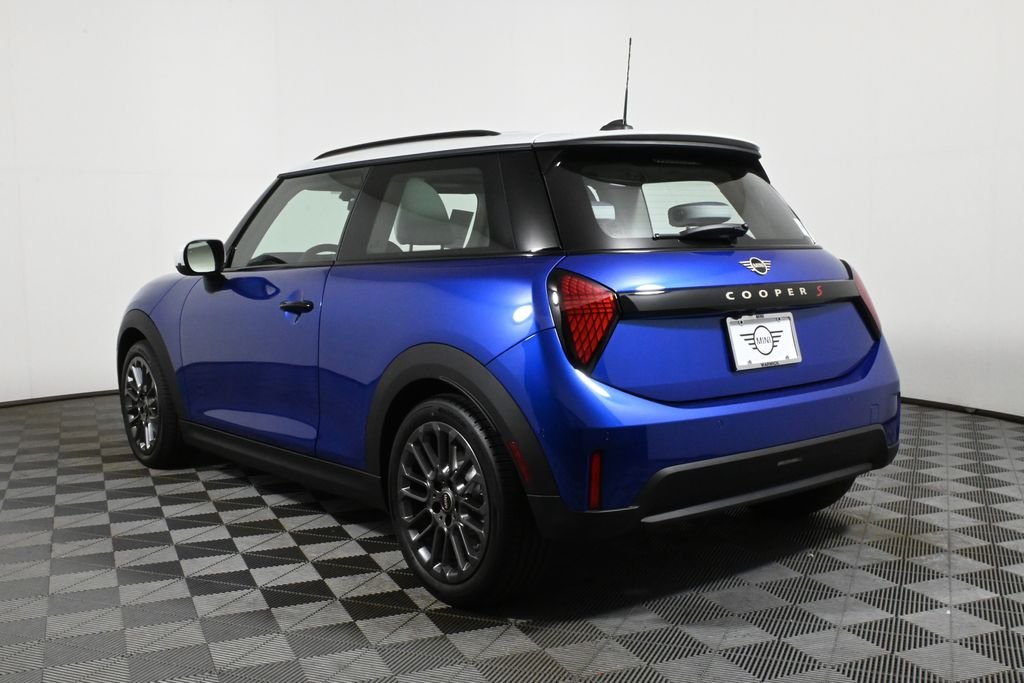 Certified Used 2025 Blue MINI  image 5