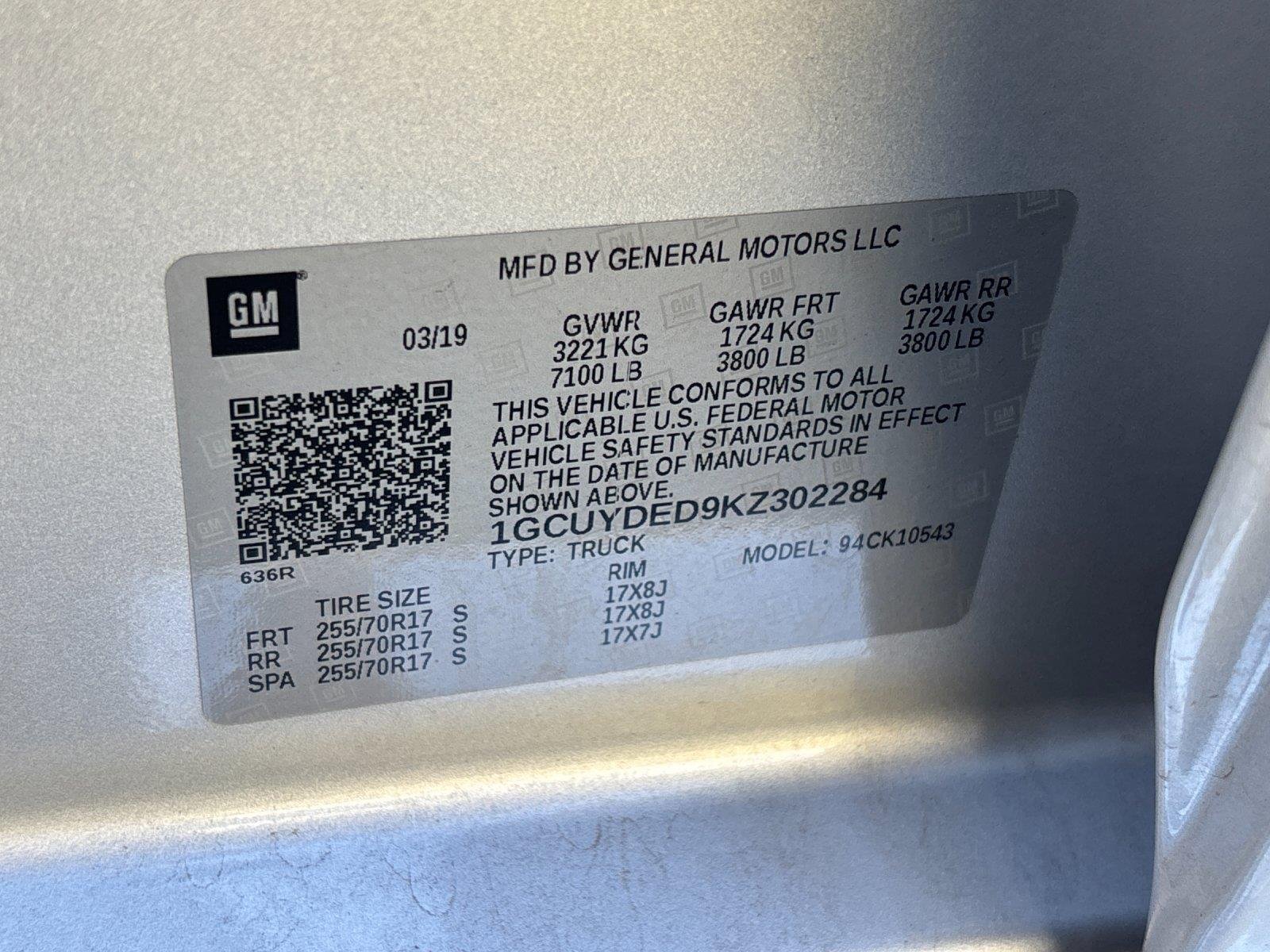 Used 2019 Silver Ice Metallic Chevrolet LT image 11