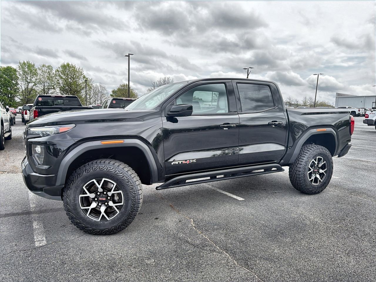 2024 GMC Canyon 4WD AT4X Crew Cab Short Box's photo