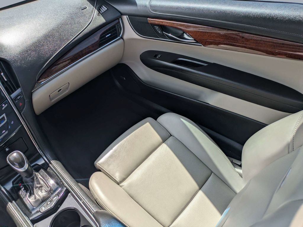 Used 2017 White Cadillac 2.0L Turbo Luxury image 16