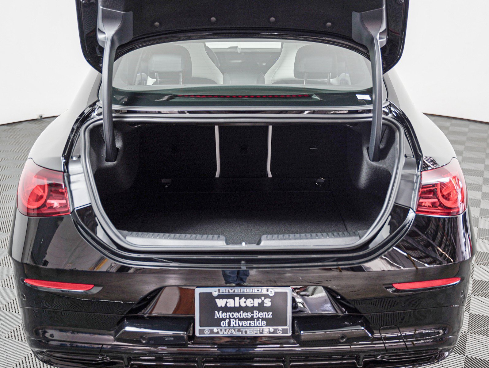New 2027 Night Black Mercedes-Benz CLA 250+ image 8
