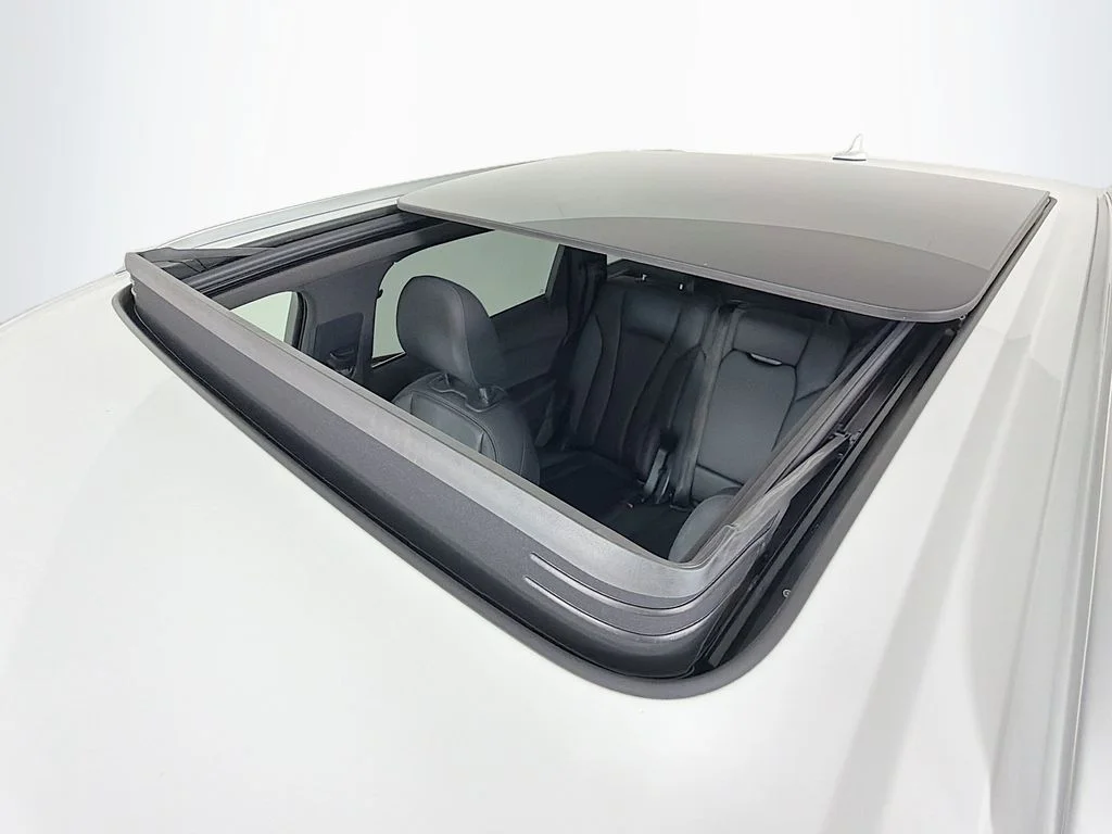 Used 2021 White Audi 45 Premium image 22