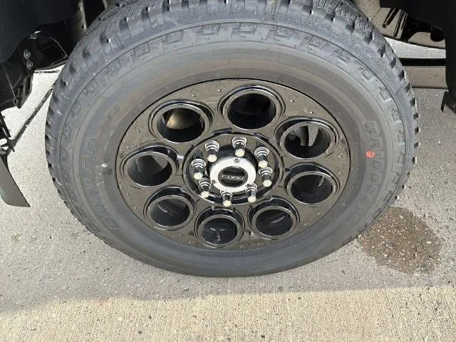 New 2026 Carbonized Gray Metallic Ford F-250® Lariat® image 11