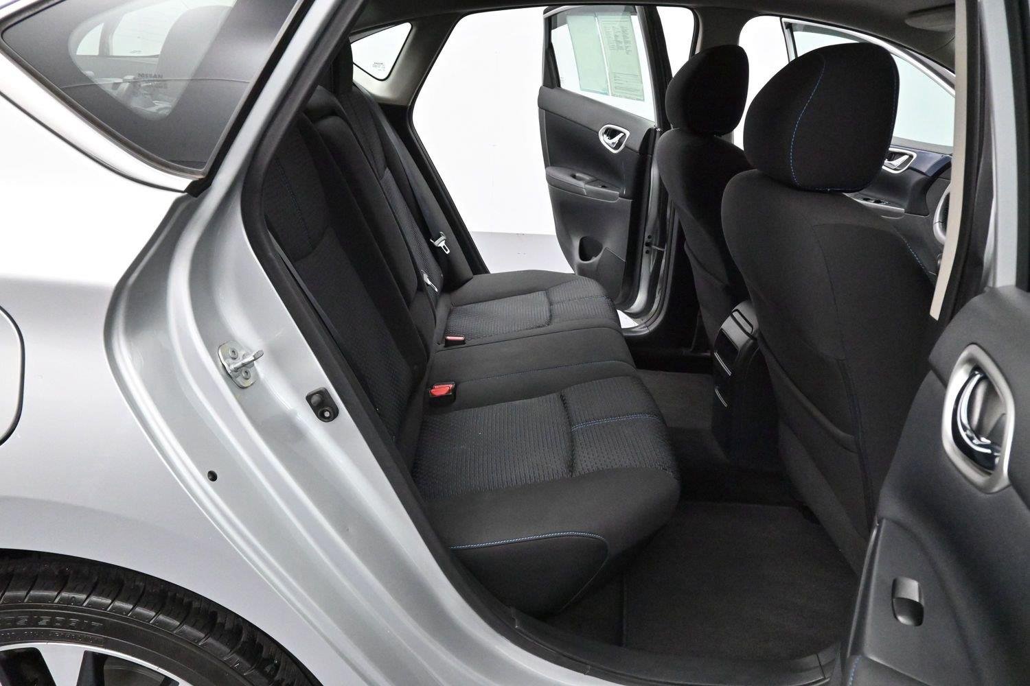 Used 2017 Brilliant Silver Nissan SR Turbo image 31