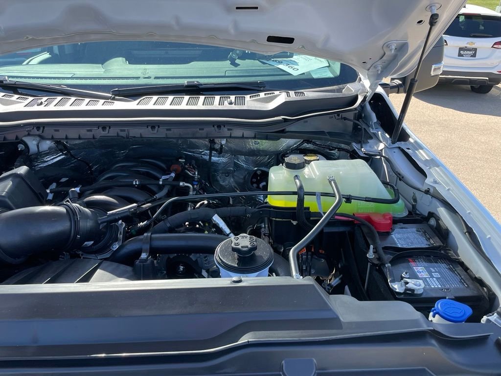 2026 Ford F-550 Super Duty Chassis Cab XL - Photo 37